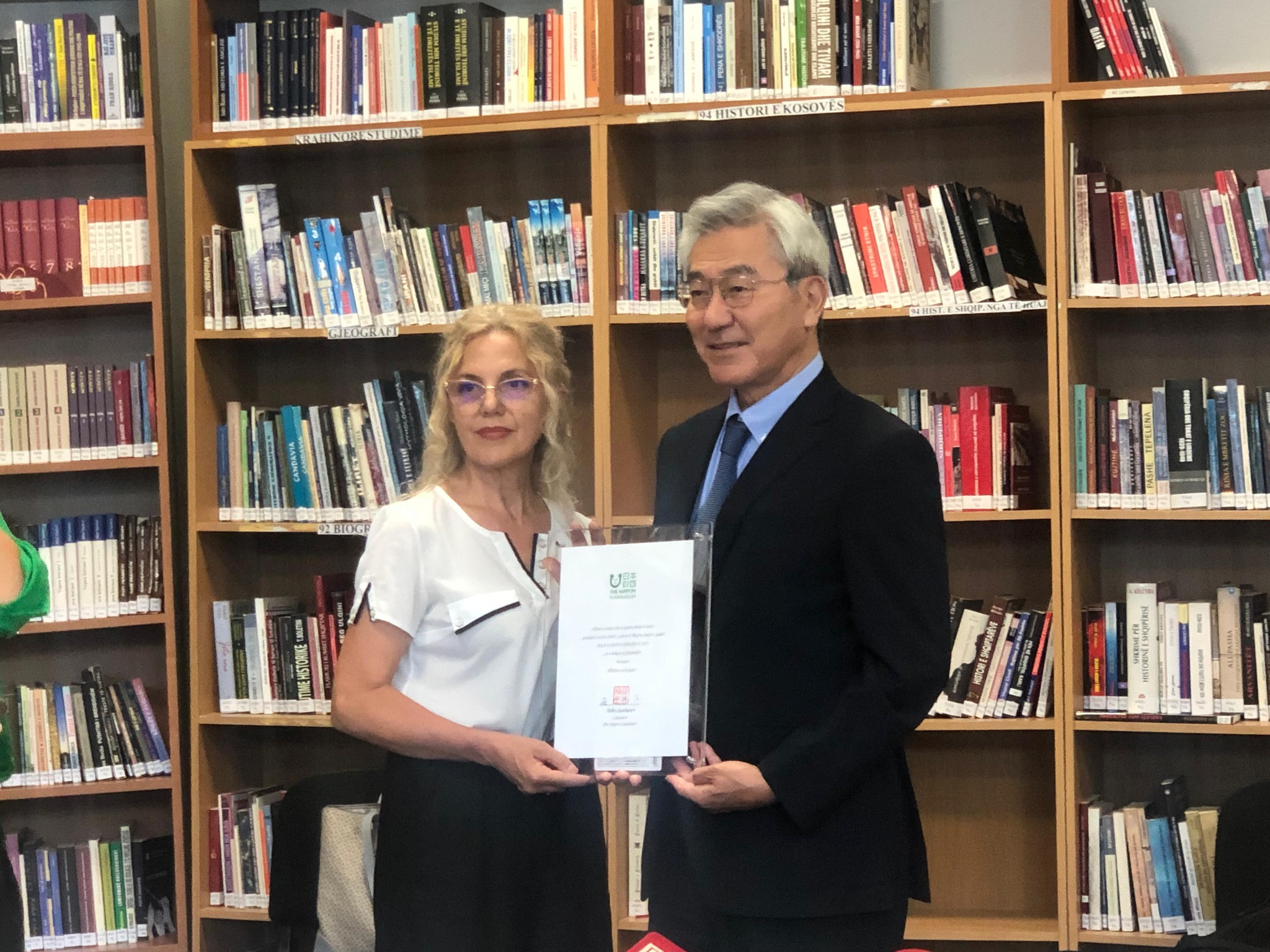 Ambasada E Japonis I Dhuron Libra Bibliotek s Marin Barleti N Ambasada E Japonis I Dhuron Libra Bibliotek s Marin Barleti N