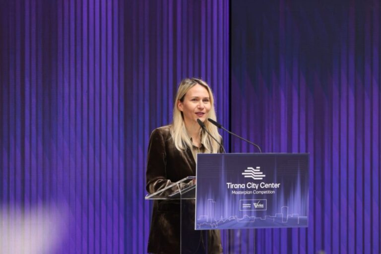 Lisa Ristani Ristani: Shtëpi e re për teatrin e Metropolit dhe qendër informacioni ...